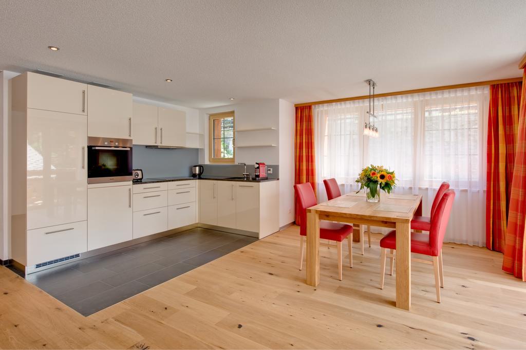 Jaegerhof Serviced Apartements Zermatt Bilik gambar